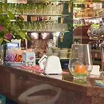 Отель Al Ponte 3*