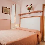 Отель Al Ponte 3*