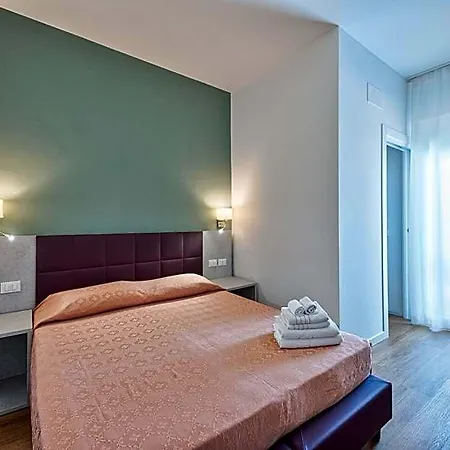 ホテル Al Ponte 3*