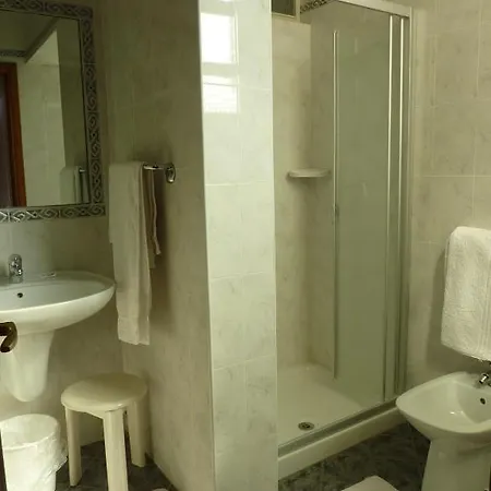 Al Ponte 3* 利尼亚诺萨比亚多罗