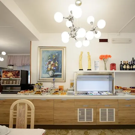 酒店 Al Ponte 利尼亚诺萨比亚多罗