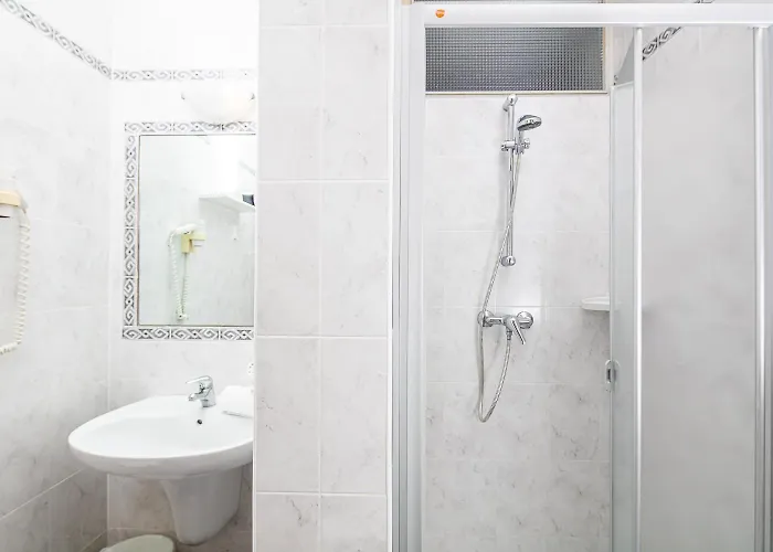 Al Ponte لينانو سابيادورو