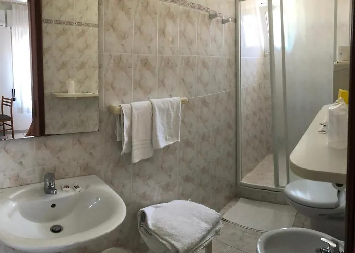 Al Ponte فندق لينانو سابيادورو